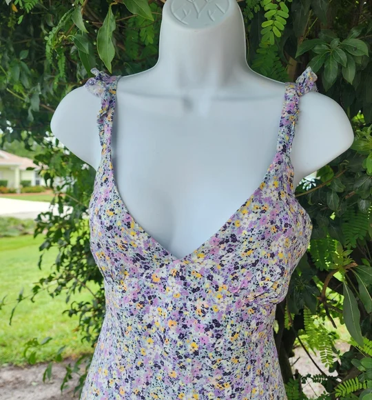 Zara Ditsy Floral Maxi Dress- XS - Picture 2 of 13